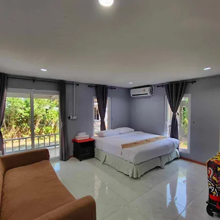 Family Resort Koh Phayam Exterior photo